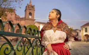 ¡Ayacucho Canta en su Alma! Liz Díaz Deslumbra con «Tierna Avecilla»